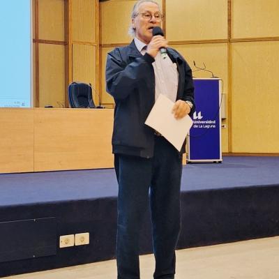 Clausura Piensa 002